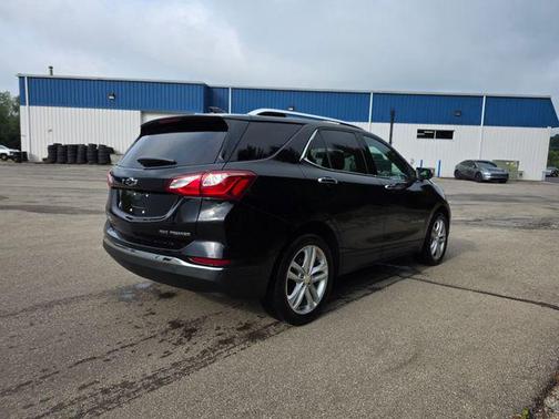 Mosaic Black Metallic 2021 Chevrolet Equinox Premier w/1LZ