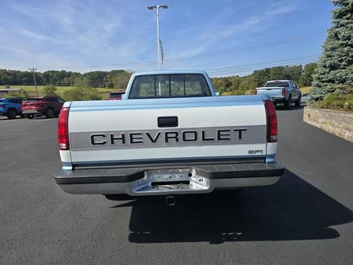 1991 Chevrolet Pickup Truck Base