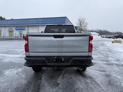 2025 Chevrolet Silverado 2500 Custom