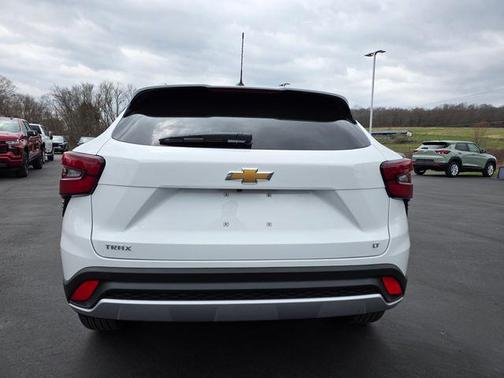 Summit White 2026 Chevrolet Trax LT
