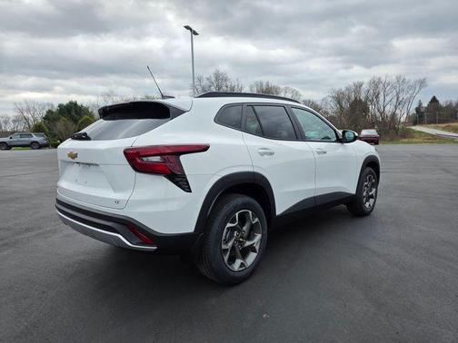 Summit White 2026 Chevrolet Trax LT