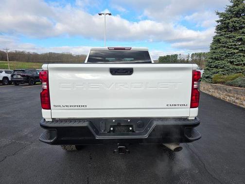 2022 Chevrolet Silverado 2500 Custom