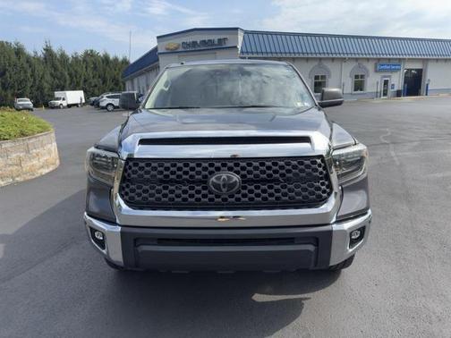2018 Toyota Tundra SR5