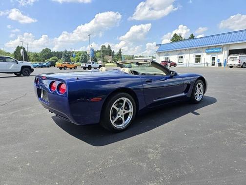 2004 Chevrolet Corvette Base