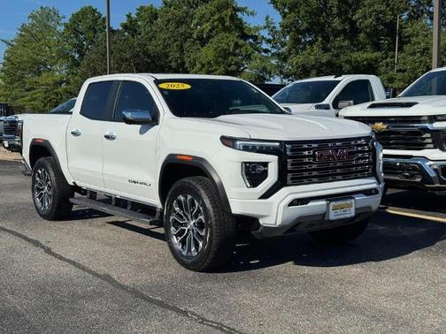 Summit White 2025 GMC Canyon Denali