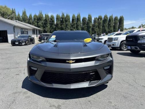 Nightfall Gray Metallic 2018 Chevrolet Camaro 1SS