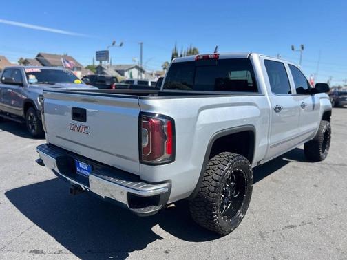 Quicksilver Metallic 2018 GMC Sierra 1500 SLT