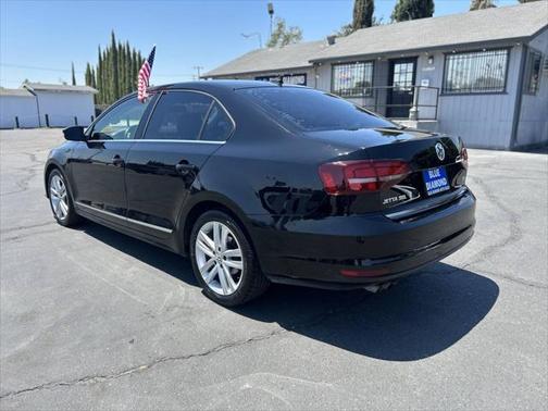 2017 Volkswagen Jetta 1.8T SEL