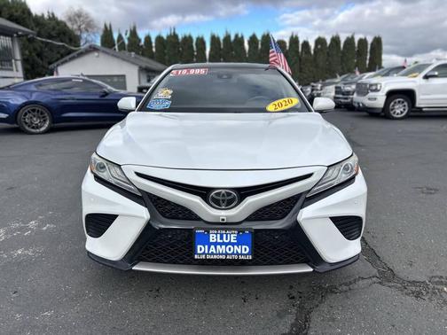 2020 Toyota Camry XSE