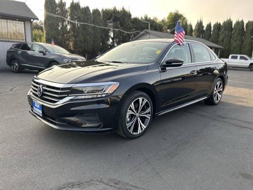 2022 Volkswagen Passat 2.0T SE