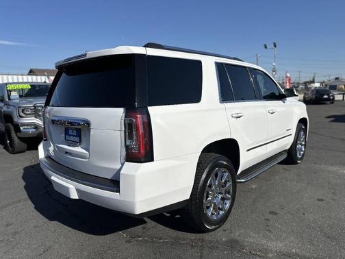 Summit White 2018 GMC Yukon Denali