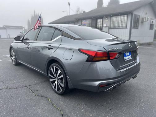 2020 Nissan Altima SR Intelligent AWD