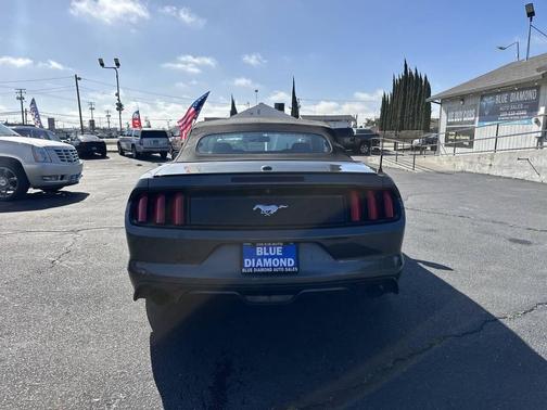 2016 Ford Mustang EcoBoost Premium