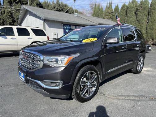 2017 GMC Acadia Denali