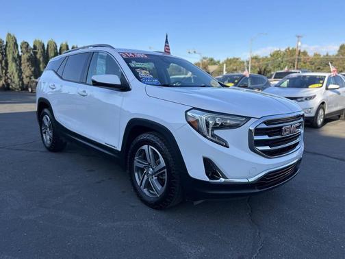 2020 GMC Terrain SLT