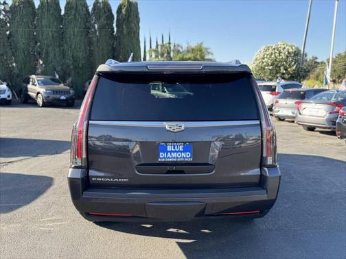 2016 Cadillac Escalade ESV Premium