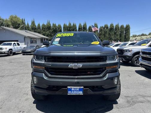 Graphite Metallic 2018 Chevrolet Silverado 1500 LT
