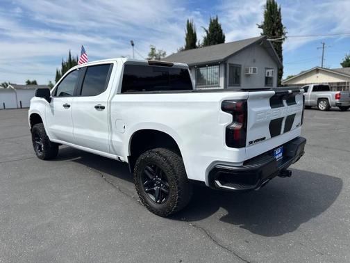 Summit White 2019 Chevrolet Silverado 1500 LT Trail Boss