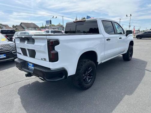 Summit White 2019 Chevrolet Silverado 1500 LT Trail Boss