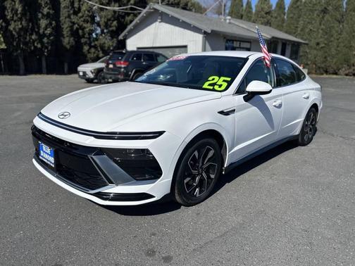 2025 Hyundai SONATA SEL