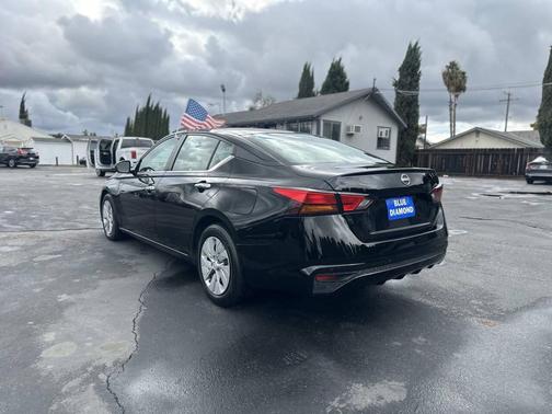 2023 Nissan Altima S FWD