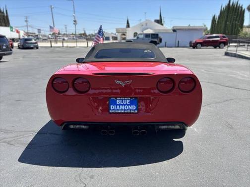 2005 Chevrolet Corvette Base