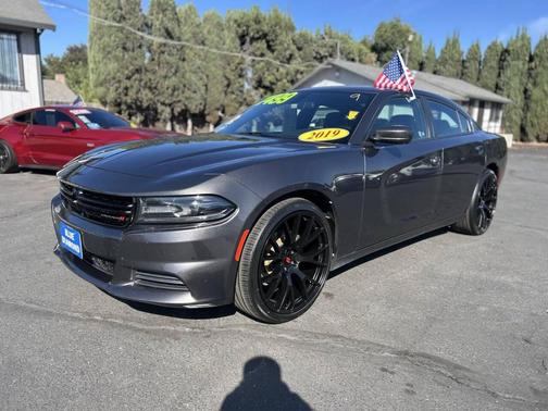 2019 Dodge Charger SXT