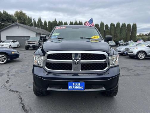 2017 RAM 1500 SLT