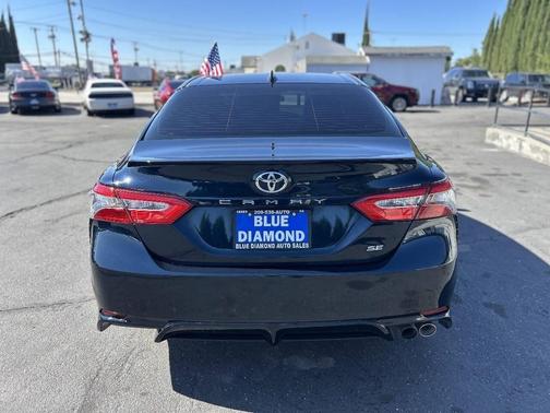 Galactic Aqua Mica 2019 Toyota Camry SE