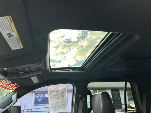 2017 Cadillac Escalade Platinum