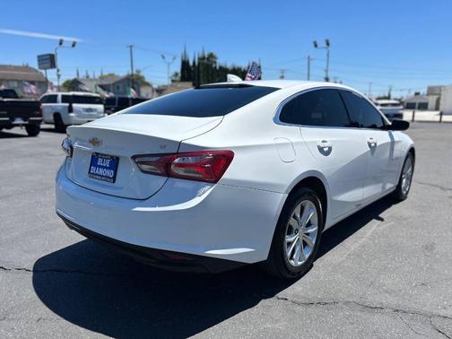Summit White 2020 Chevrolet Malibu FWD LT