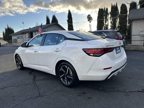 2024 Nissan Sentra SV