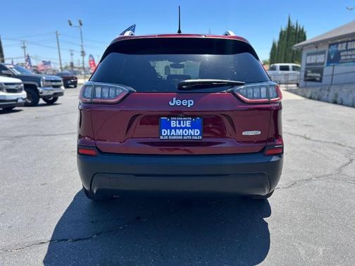 Velvet Red Pearlcoat 2019 Jeep Cherokee Latitude Plus