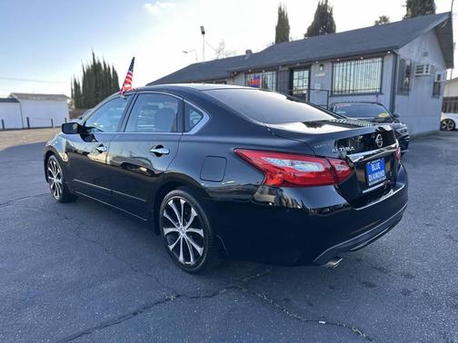 2017 Nissan Altima 2.5 SV