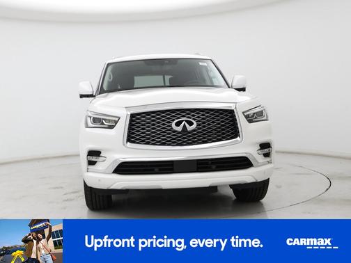 White 2019 INFINITI QX80 Luxe