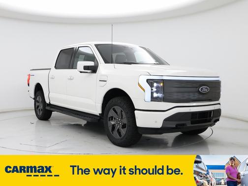 2022 Ford F-150 Lightning Lariat