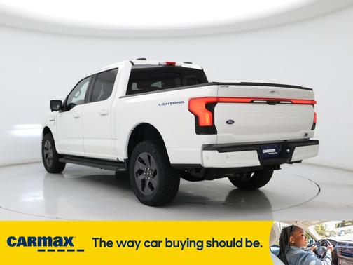 2022 Ford F-150 Lightning Lariat