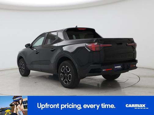 Black 2024 Hyundai SANTA CRUZ SE