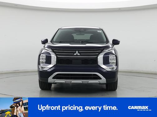 Blue 2022 Mitsubishi Outlander SE