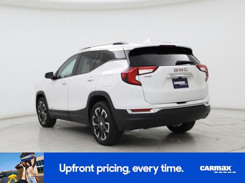 White 2022 GMC Terrain SLT