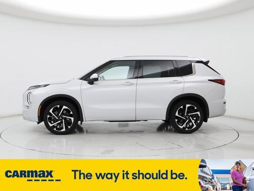 2023 Mitsubishi Outlander SEL