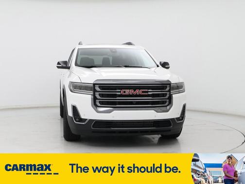 2022 GMC Acadia AT4