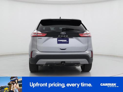 Gray 2022 Ford Edge SEL