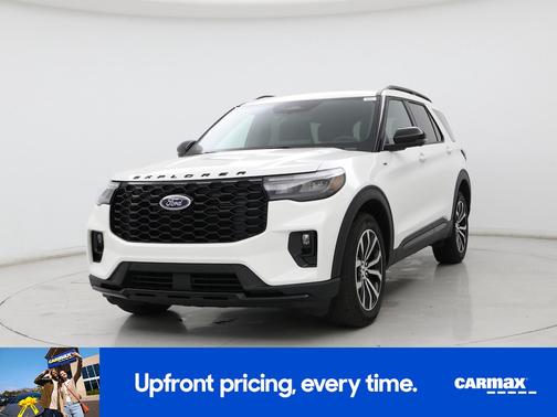 White 2025 Ford Explorer ST-Line