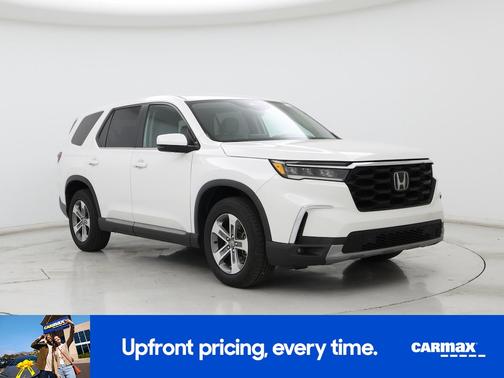 White 2023 Honda Pilot EX-L