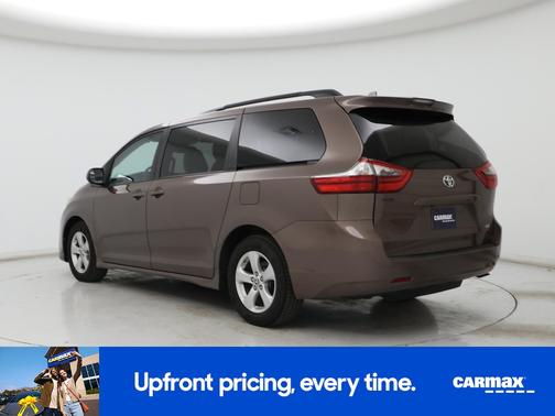2020 Toyota Sienna LE