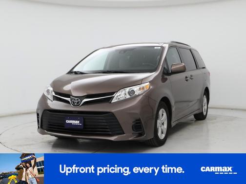 2020 Toyota Sienna LE