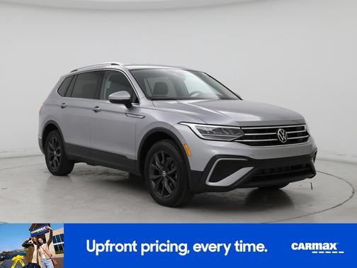 Silver 2024 Volkswagen Tiguan SE