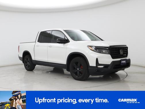 White 2022 Honda Ridgeline Black Edition