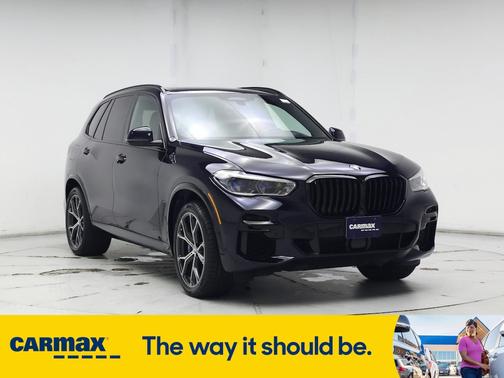 2022 BMW X5 M50i